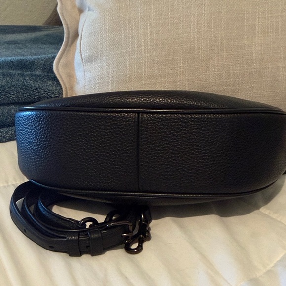 Coach Aria Pebbled Black Leather Shoulder Bag - Picture 3 of 7